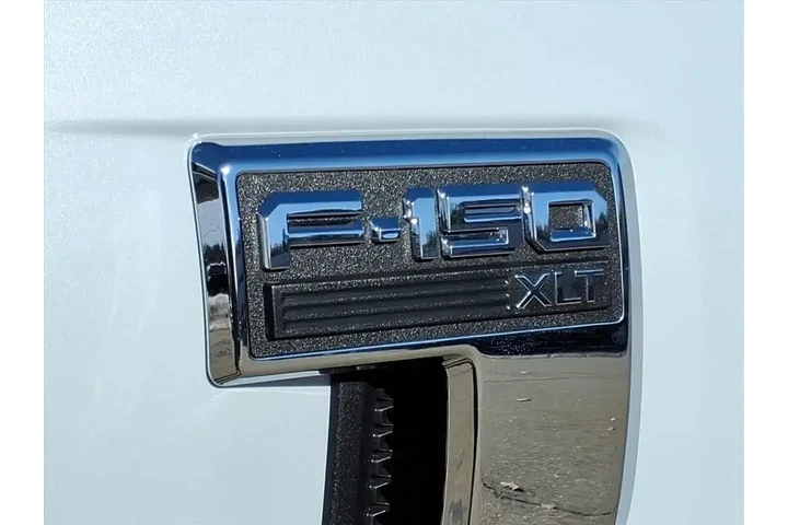 $39986 : Ford F-150 2025 4x4 XLT 4dr image 9