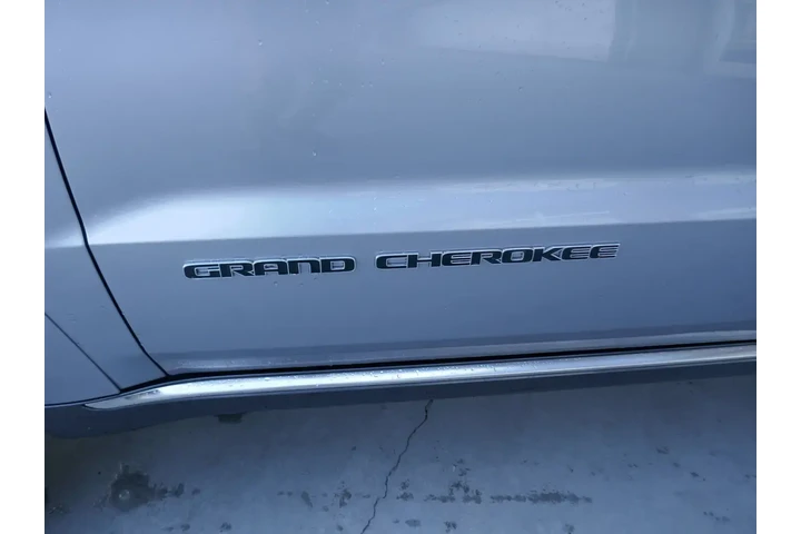 $16252 : Jeep Grand Cherokee 2018 4x4 image 6