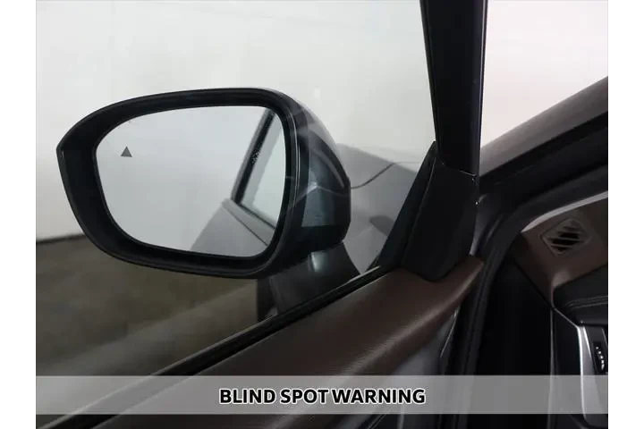 $21493 : Nissan Rogue 2023 AWD SV 4dr image 5