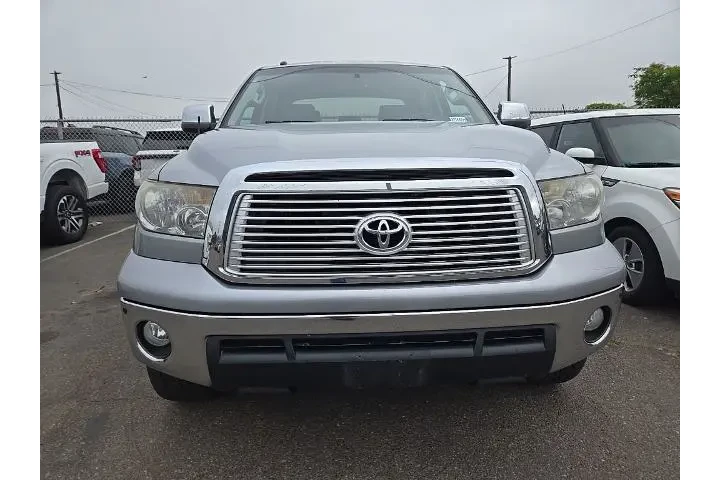 $18771 : Toyota Tundra 2012 4x4 Limit image 2