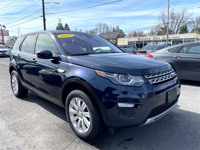 $21998 : 2019 Land Rover Discovery Spo image 2