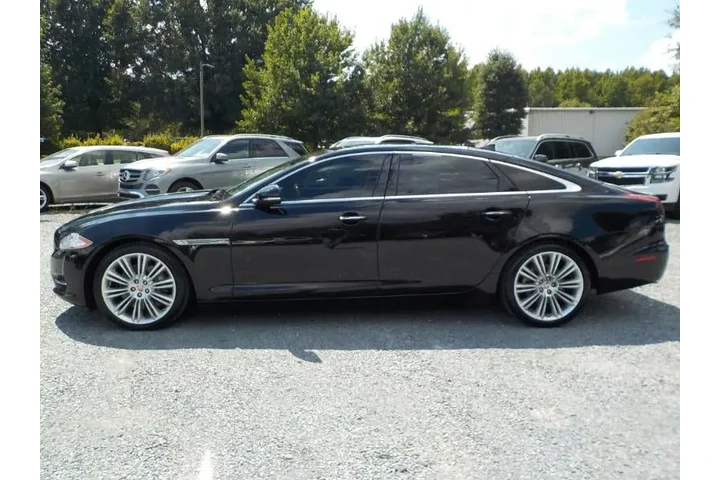 $16497 : 2015 XJ-Series XJL Portfolio image 2