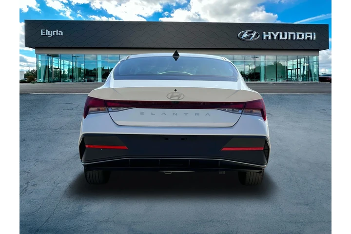 $18747 : Hyundai ELANTRA 2025 SE 4dr image 6