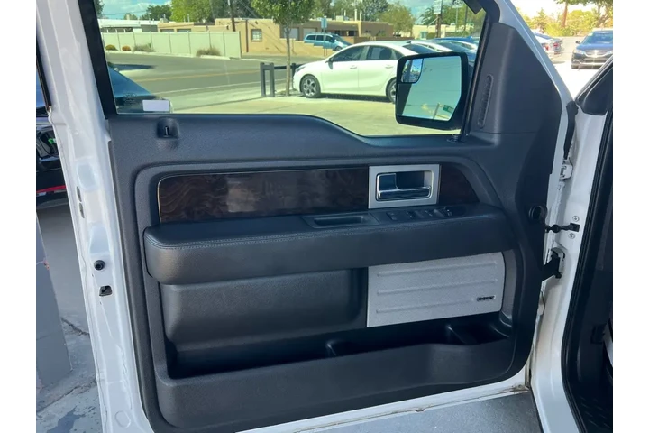 2013 F-150 Platinum SuperCrew image 10