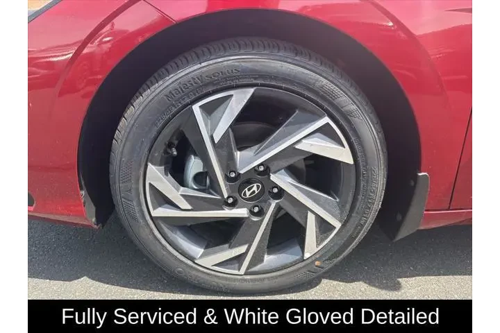 $19495 : Hyundai ELANTRA 2024 SEL 4dr image 10