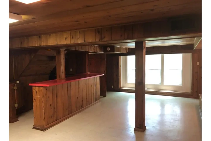 $2300 : Rent image 2