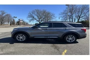 $35985 : Ford Explorer 2023 AWD XLT 4 thumbnail