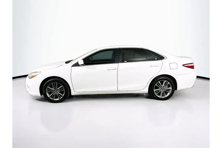 $12484 : Toyota Camry 2017 LE 4dr Sed image 3