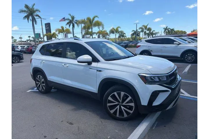 $20157 : Volkswagen Taos 2022 SE 4dr image 3
