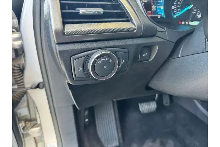 $13900 : Ford Fusion 2018 SE 4dr Seda image 10