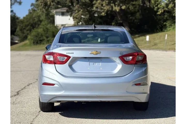 $5999 : 2017 Cruze LS Auto image 6