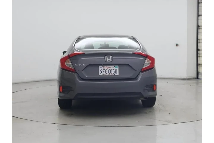 $17998 : Honda Civic 2018 LX 4dr Seda image 6