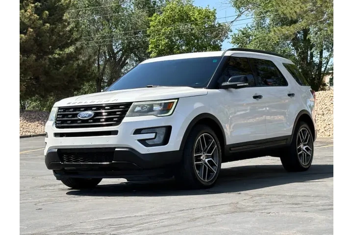 $9900 : 2016 Explorer Sport image 3