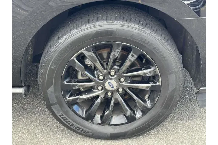 $19995 : Ford Expedition 2019 4x4 Lim image 7