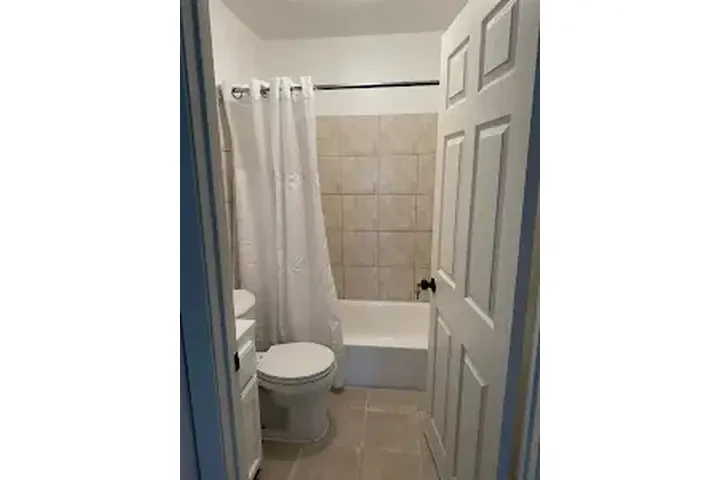 APARTAMENTO BONITO EN L.A. image 4