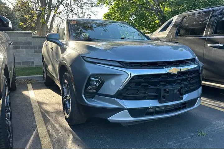 $29995 : Chevrolet Blazer 2025 AWD LT image 3