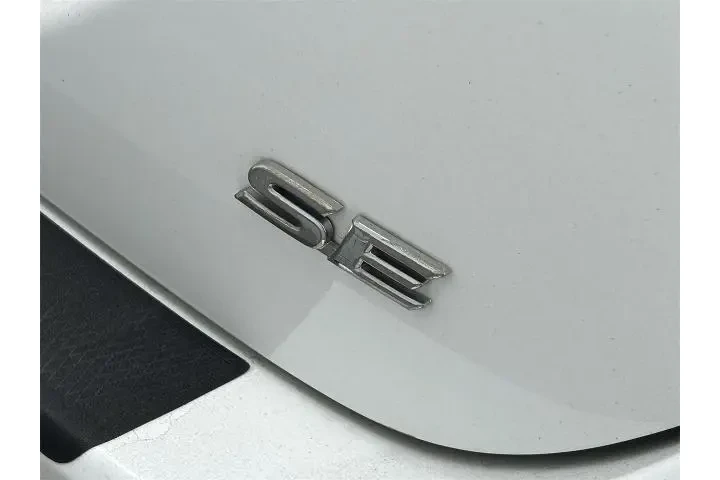 $17295 : Toyota Camry 2020 SE 4dr Sed image 8