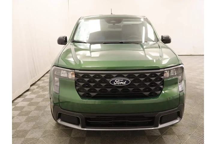 $30995 : Ford Maverick 2025 AWD XLT 4 image 4