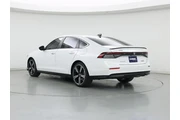 $27998 : Honda Accord Hybrid 2024 Spo thumbnail