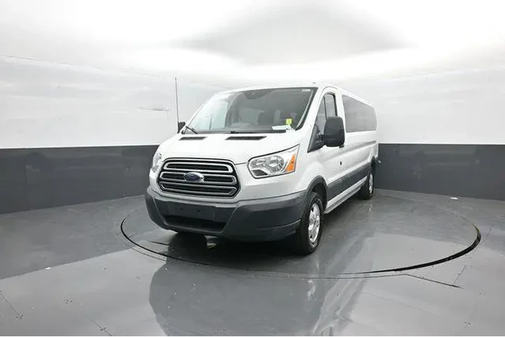 $27356 : Ford Transit 2018 350 XL 3dr image 3