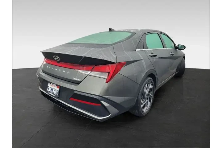 $23995 : Hyundai ELANTRA 2025 Limited image 4