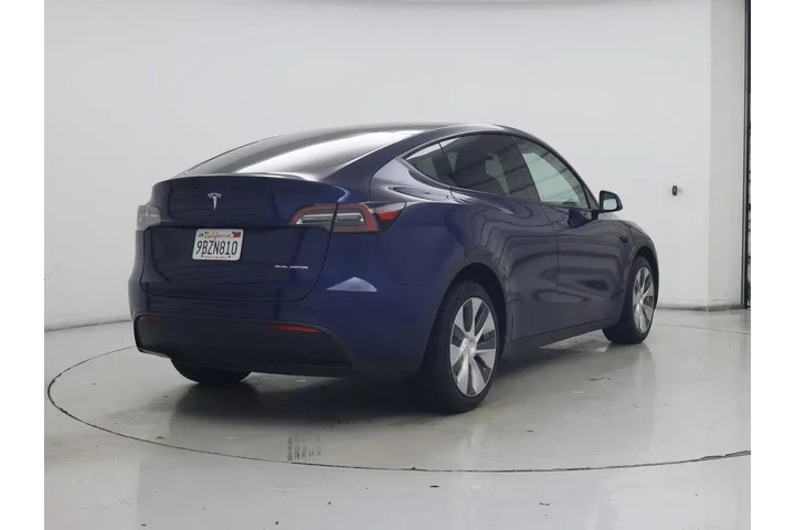 $30998 : Tesla Model Y 2022 AWD Long image 8