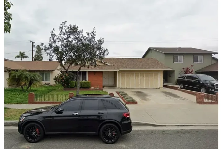 $2695 : CASA FOR RENT image 1