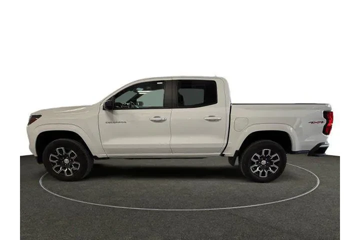$31999 : Chevrolet Colorado 2023 4x4 image 2