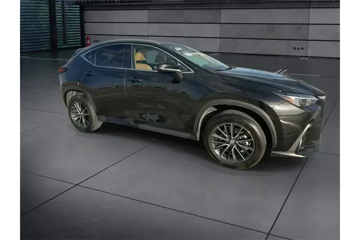 $39998 : Lexus NX 250 2024 Premium 4d image 2