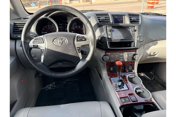 $13995 : 2013 Highlander Limited V6 image 7