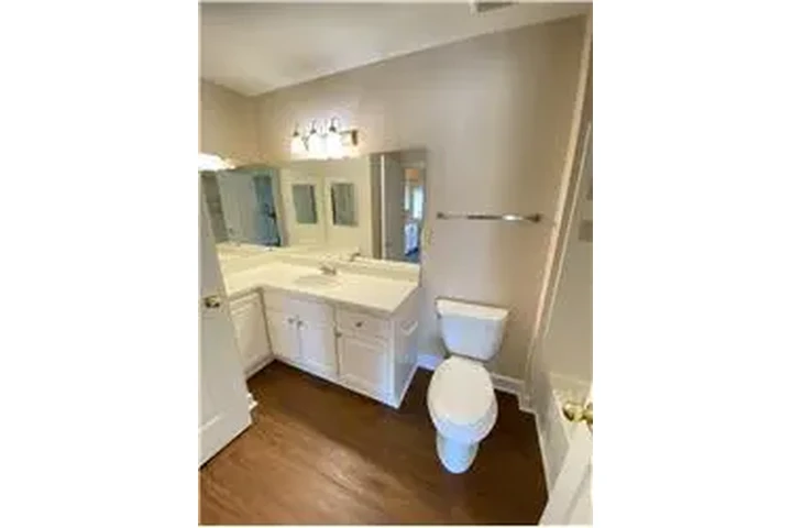 $1750 : Rental property with 2 bedro image 10