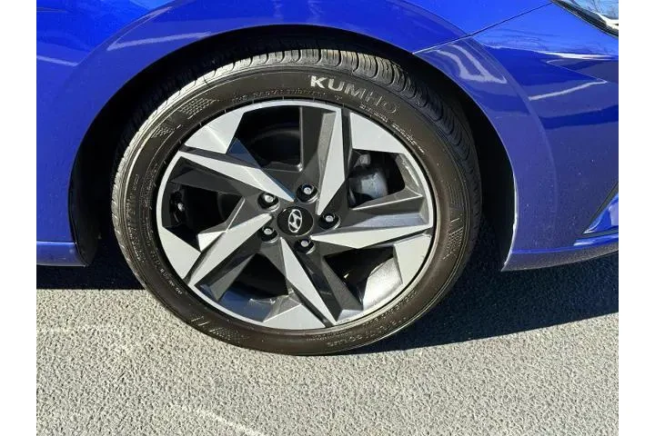 $18999 : Hyundai ELANTRA 2023 SEL 4dr image 6