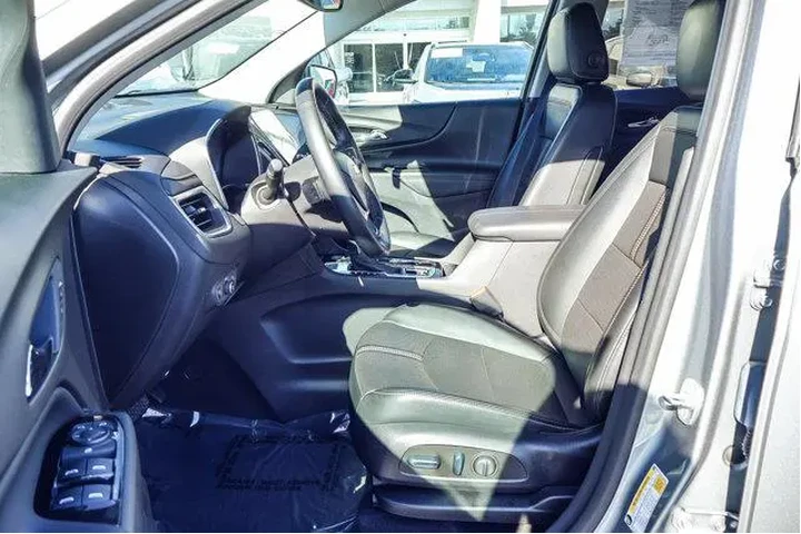 $24000 : Chevrolet Equinox 2023 4x4 P image 2