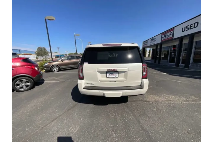 2015 GMC Yukon SLT image 4