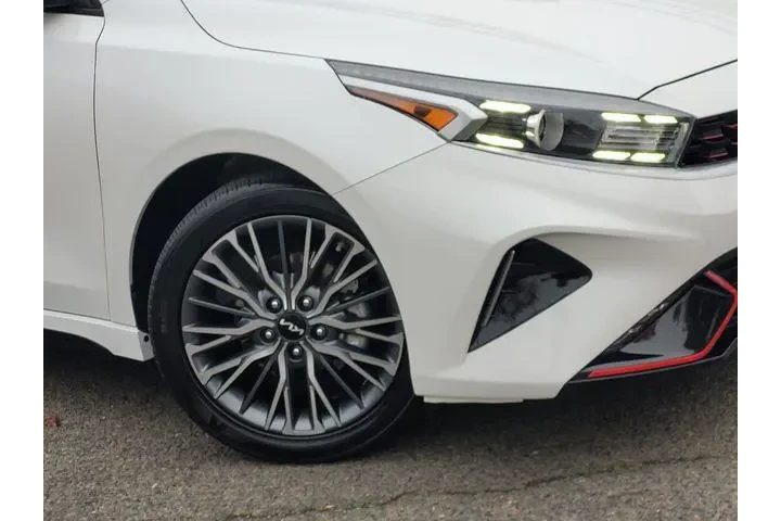 $19716 : Kia Forte 2023 GT-Line 4dr S image 6