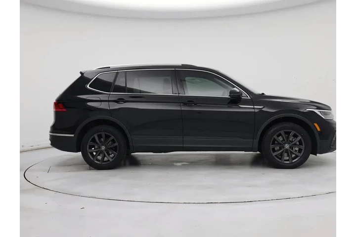 $19998 : Volkswagen Tiguan 2022 SE 4d image 7