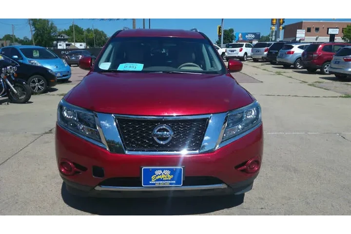 $7599 : 2014 Pathfinder SV image 8