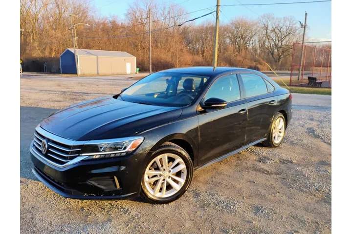 $12997 : 2020 Passat S image 1