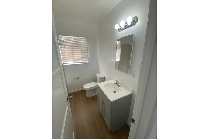 $900 : La mejor en Lakewood image 5