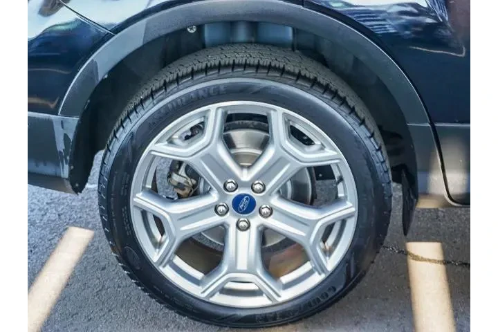 $15392 : Ford Escape 2019 Titanium 4d image 10