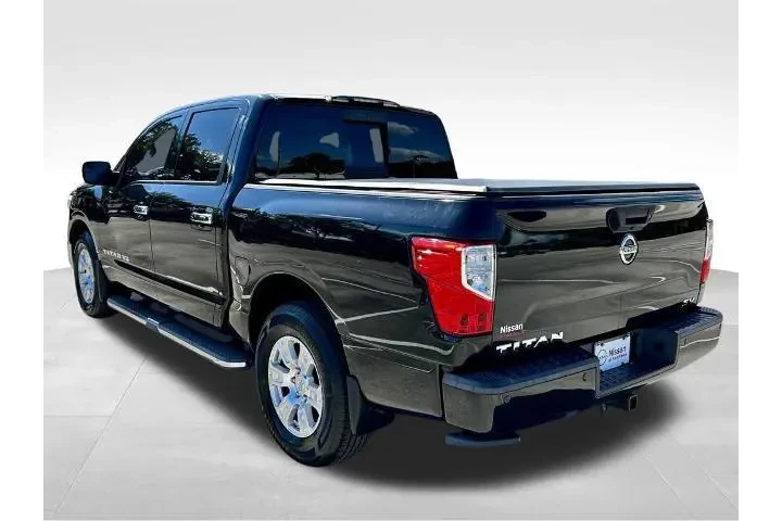 $19778 : Nissan Titan 2018 4x2 S 4dr image 4