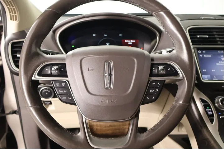 $16689 : Lincoln Nautilus 2019 Select image 3