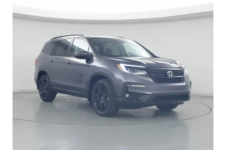 $31998 : Honda Pilot 2022 AWD SE 4dr image 1