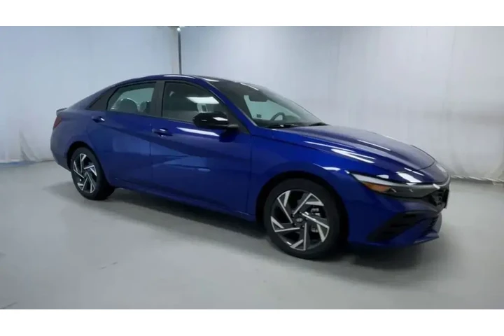 $23299 : Hyundai ELANTRA 2025 SEL Spo image 2