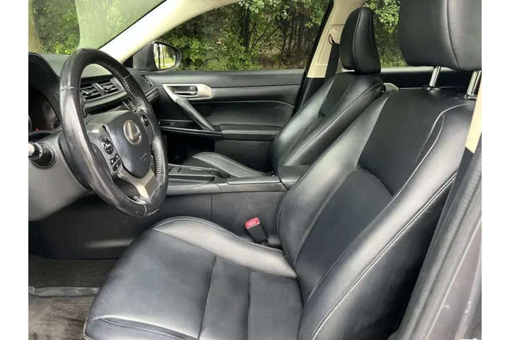 $13991 : 2015 CT 200h image 7