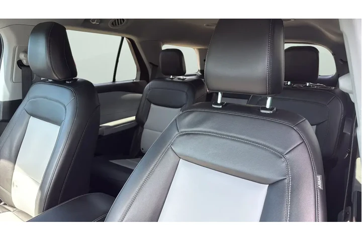 $32551 : Ford Explorer 2023 XLT 4dr S image 9