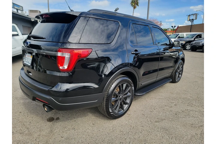 2018 Ford Explorer XLT image 5