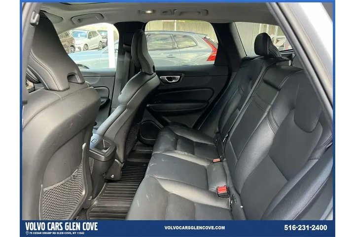 $31500 : Volvo XC60 2022 AWD B5 Momen image 9
