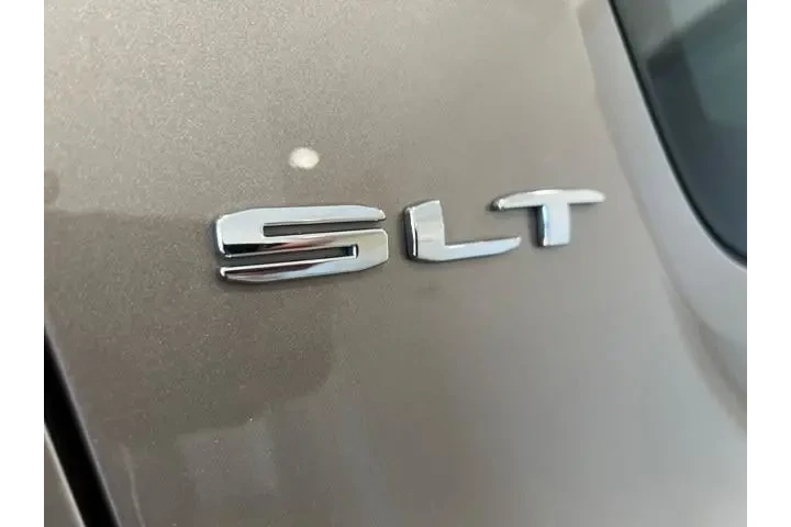 $32744 : GMC Acadia 2023 SLT 4dr SUV image 9