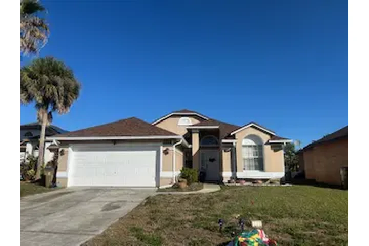 $369000 : CASA CON PISCINA EN FL. image 1